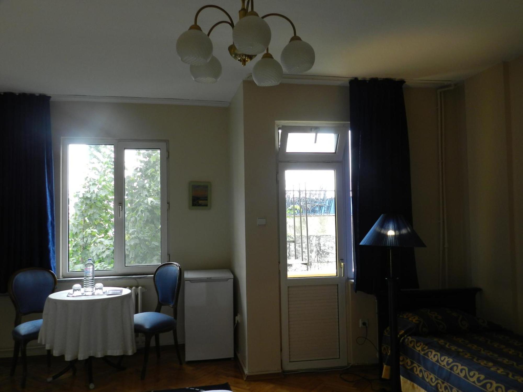 Berk Guest House - Grandma'S House اسطنبول الغرفة الصورة
