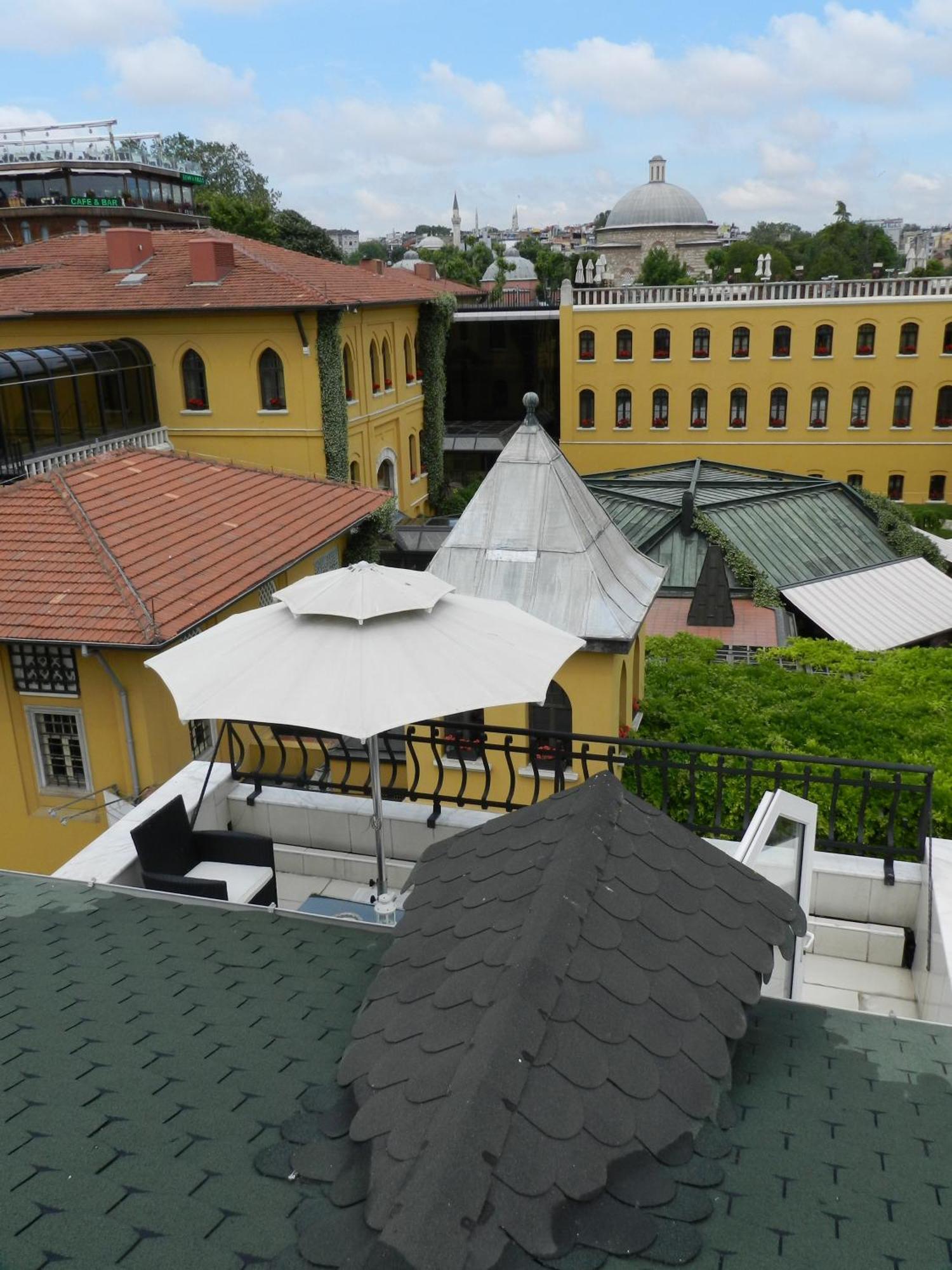 Berk Guest House - Grandma'S House اسطنبول المظهر الخارجي الصورة